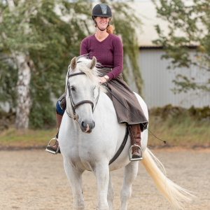 Model Jody on her horse